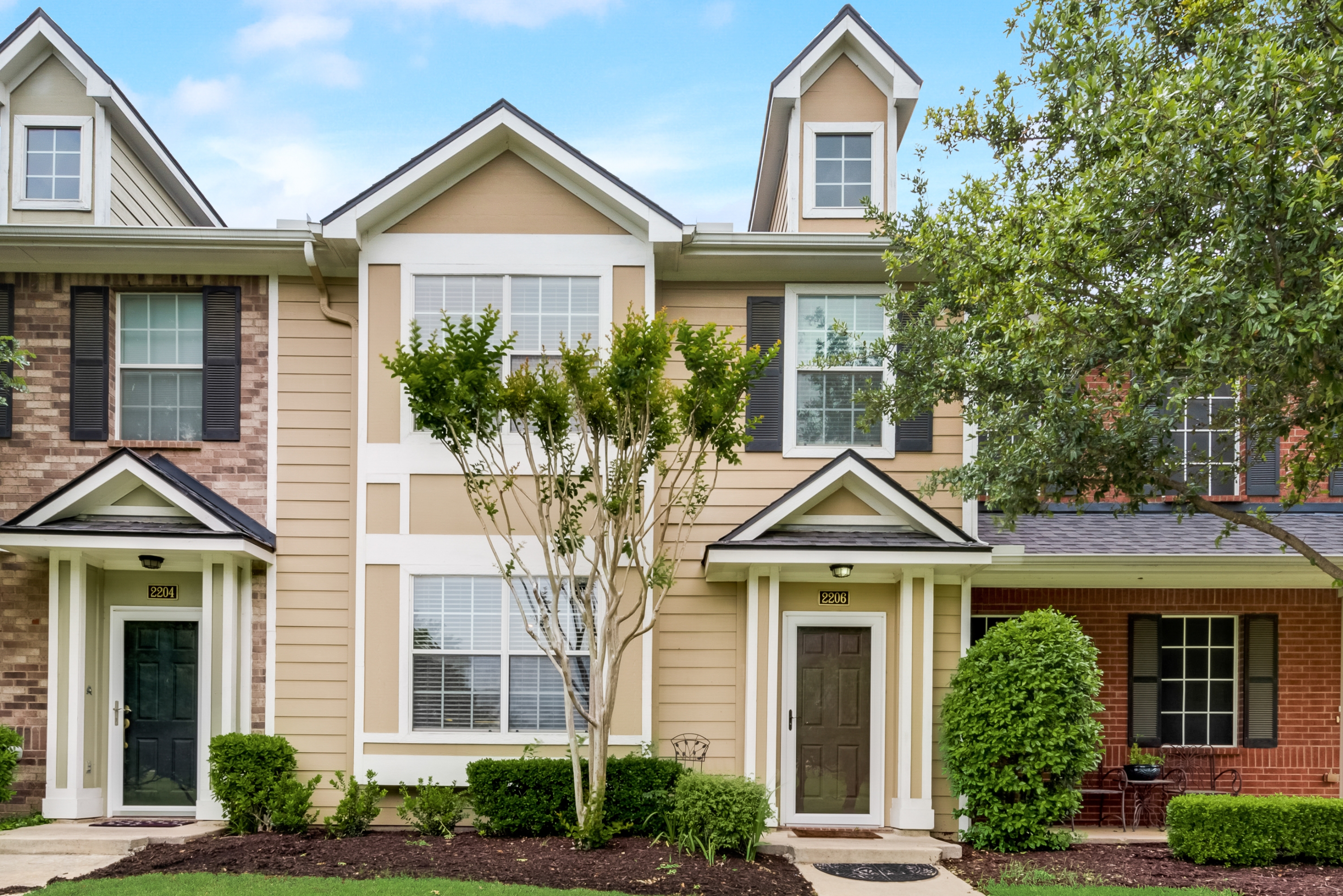 2206 Sandshell Street - 1